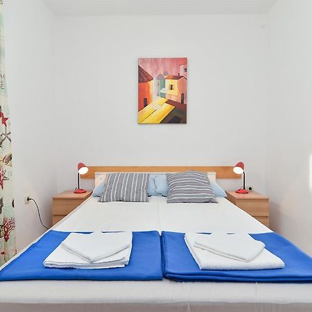 Apartment Puzar 295 Stinjan Bagian luar foto