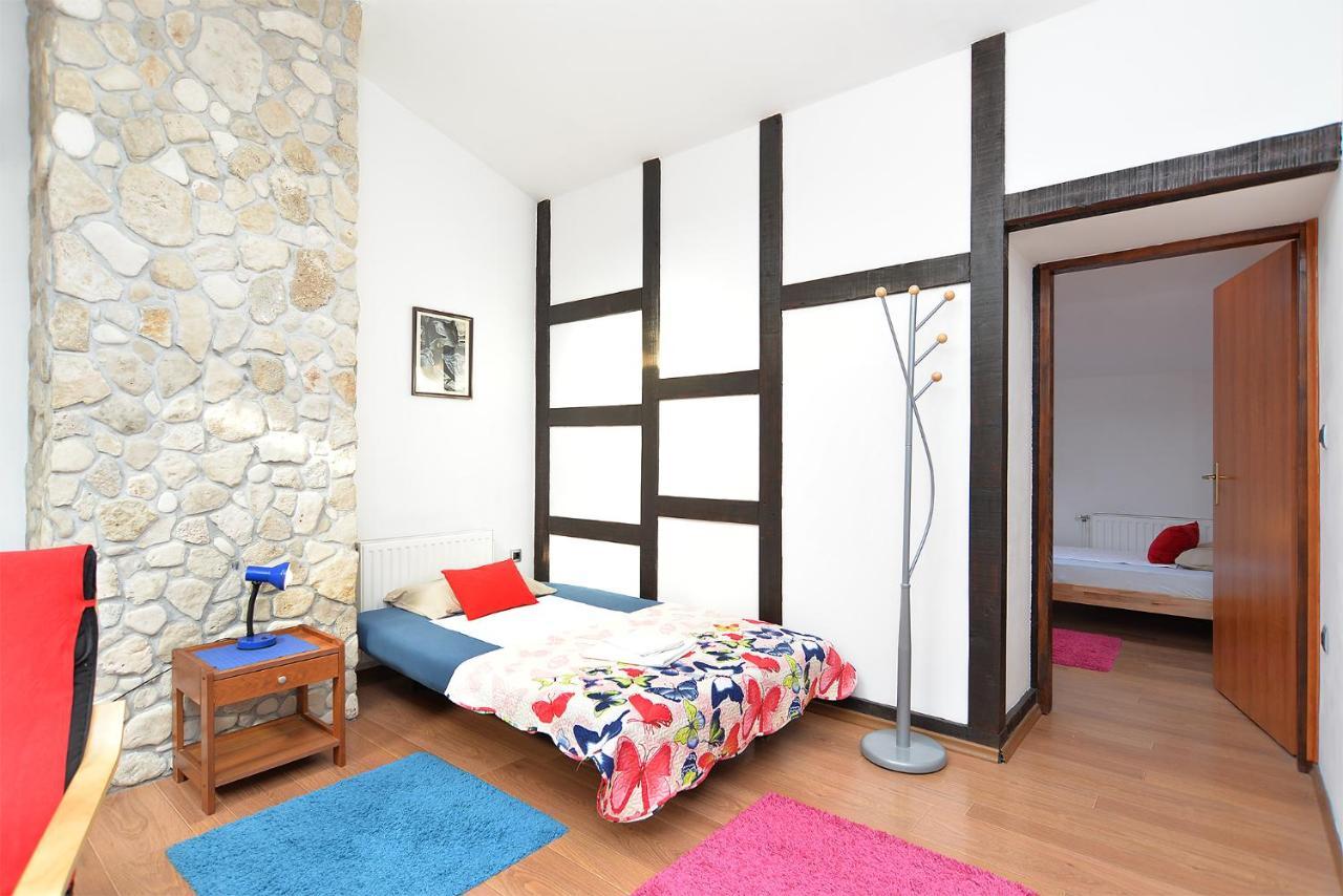 Apartment Puzar 295 Stinjan Bagian luar foto