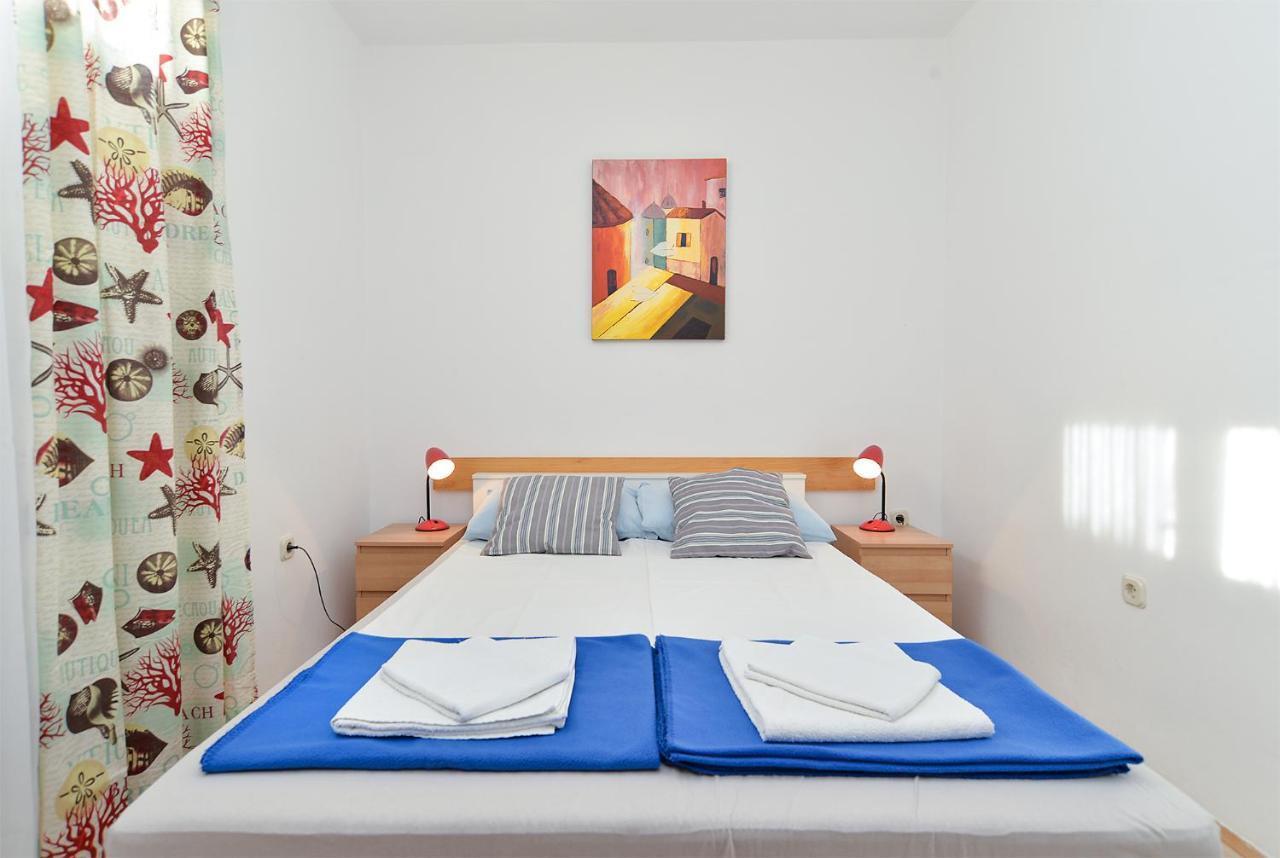 Apartment Puzar 295 Stinjan Bagian luar foto
