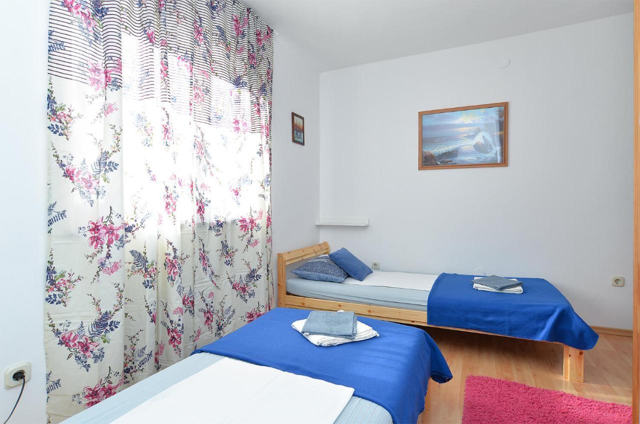 Apartment Puzar 295 Stinjan Bagian luar foto