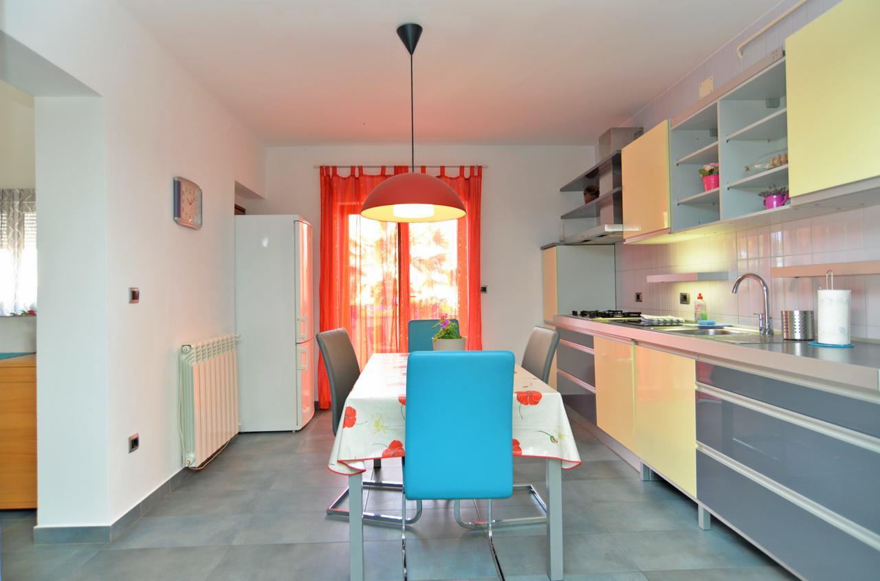 Apartment Puzar 295 Stinjan Bagian luar foto